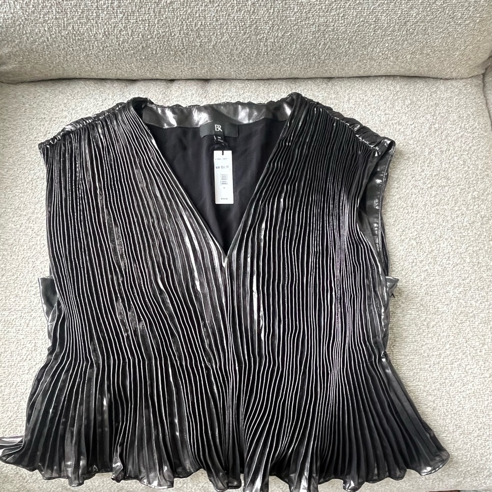 Women’s silvered pleated top